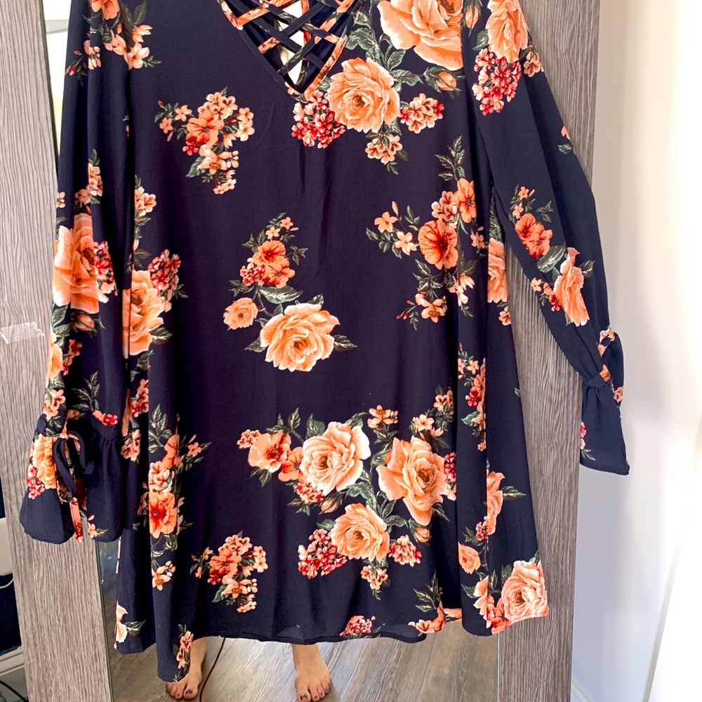 Altar’d State - Size L flower dress criss cross